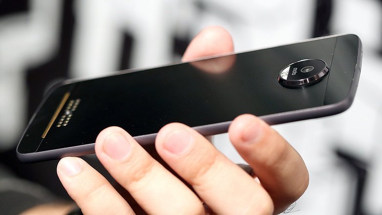 Moto Z может стать первым телефоном с поддержкой и Daydream, и Tango