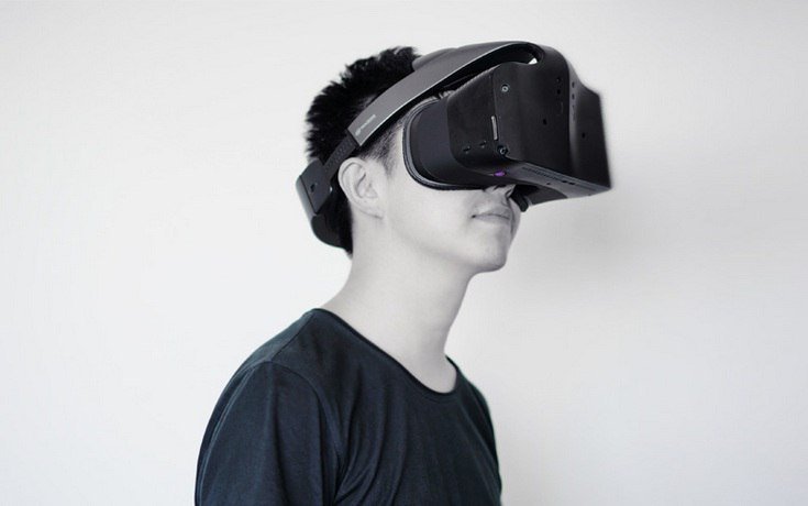 Гарнитура виртуальной реальности на платформе Intel Project Alloy